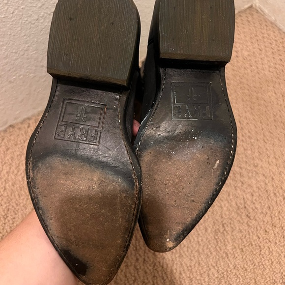 Frye Studded Pull On Metallic Cowboy Boots Gray, 7 - Picture 6 of 6